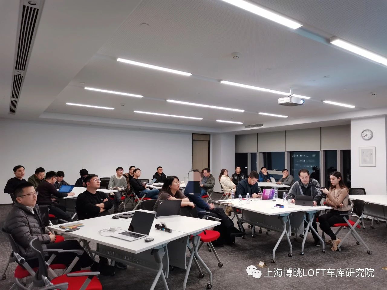 嘉定杭州LOFT车库专题会