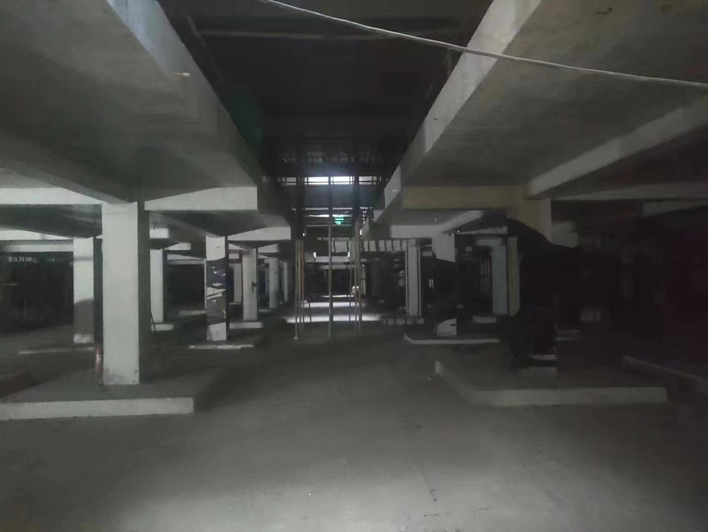 嘉定山东又一个上海博普LOFT车库拔地而起